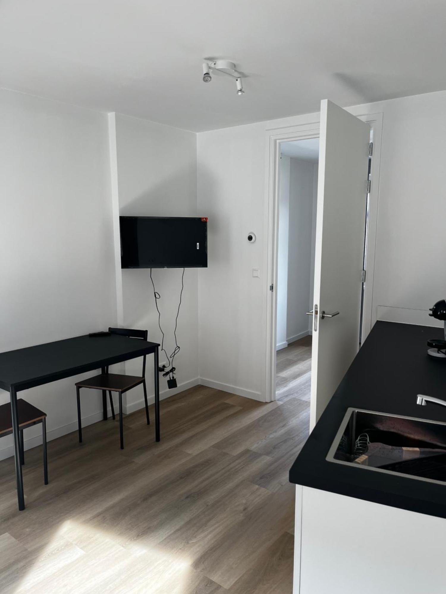 Apartement Hotel Stays By Adm Leiden Exteriör bild