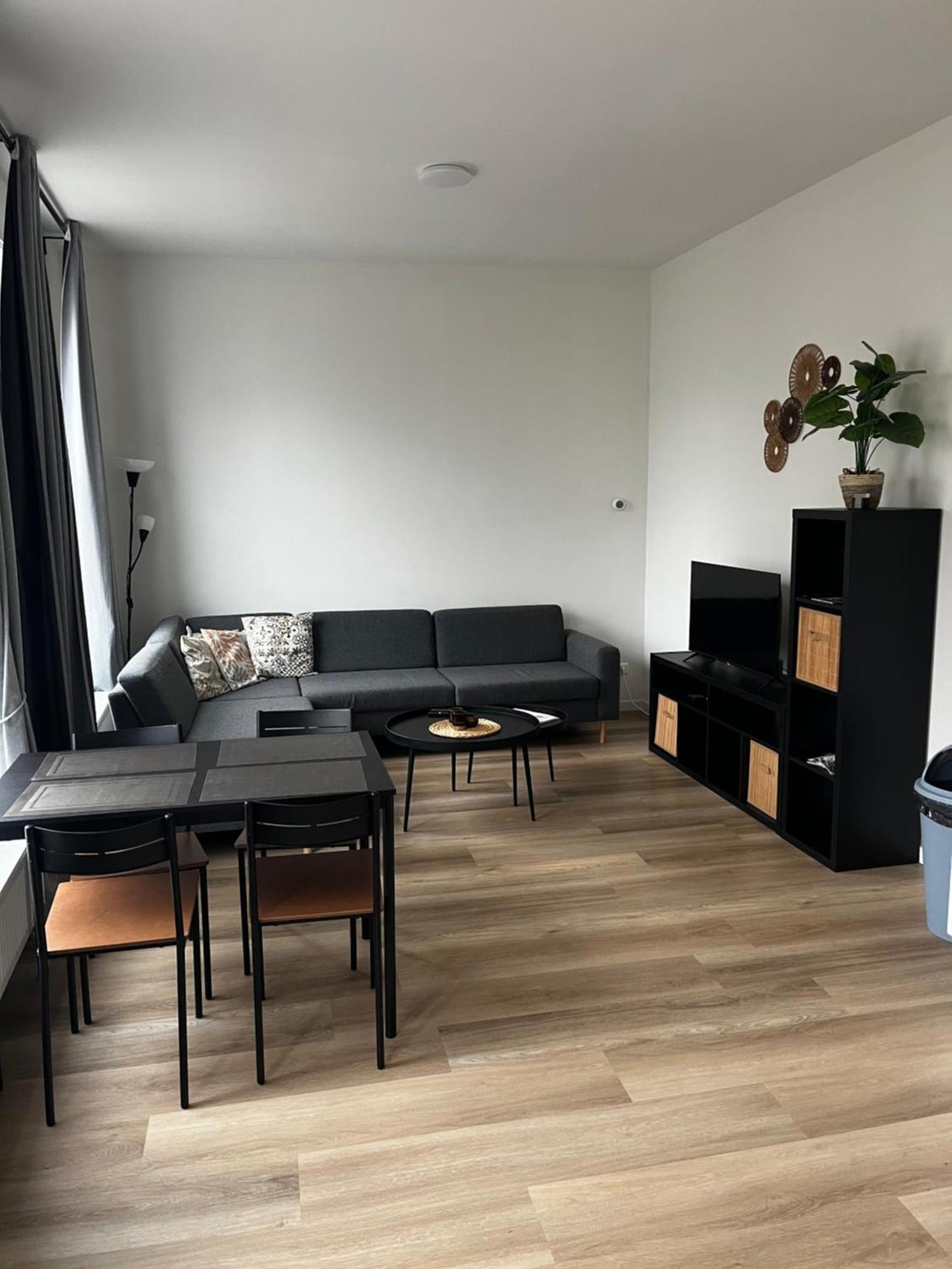 Apartement Hotel Stays By Adm Leiden Exteriör bild