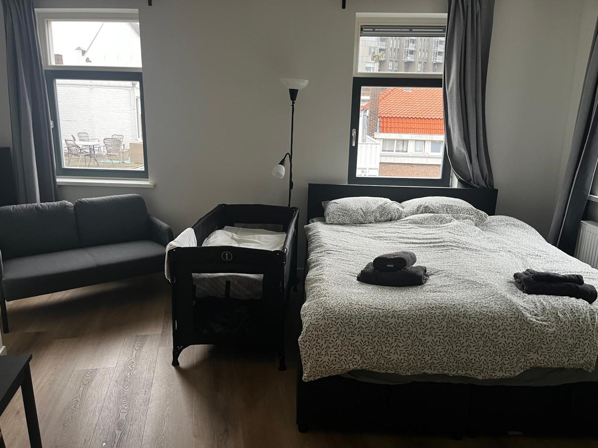 Apartement Hotel Stays By Adm Leiden Exteriör bild
